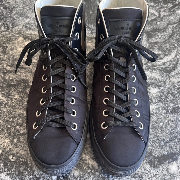 Louis Vuitton Damier Graphite Pattern Nylon Sneakers - Picture 3 of 11